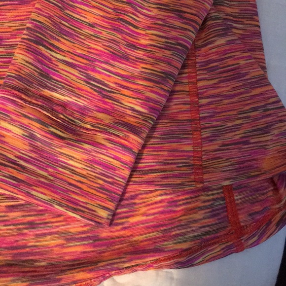 Top - Picture 4 of 5